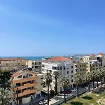 Azure Coast Suites, Sea View,iliria Lägenhet