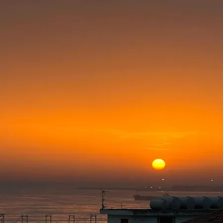 Azure Coast Suites, Sea View,iliria *