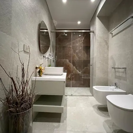 Azure Coast Suites, Sea View,iliria Lejlighed *