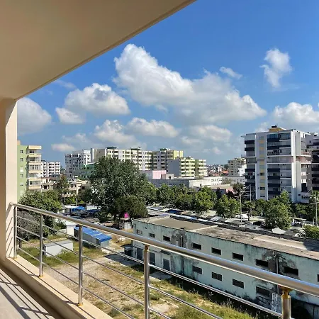 Azure Coast Suites, Sea View,iliria شقة دراس