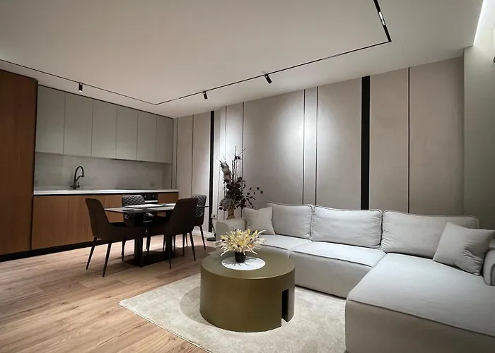 Azure Coast Suites, Sea View,iliria Lejlighed *